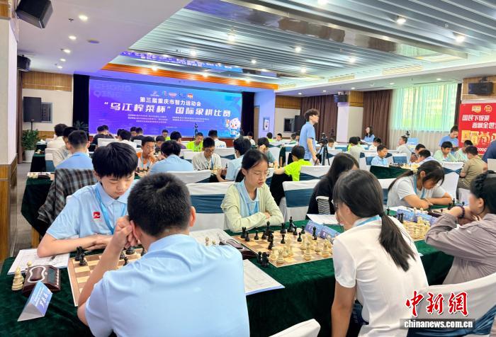深入解析：战术布局与临场应变 - 88看球赛事